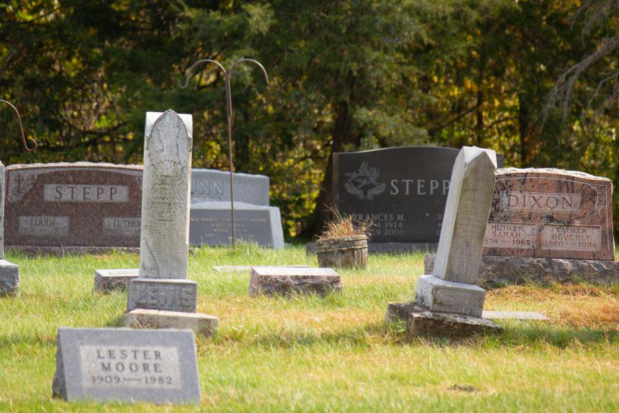 100920-am-Stepp-cemetery.jpg