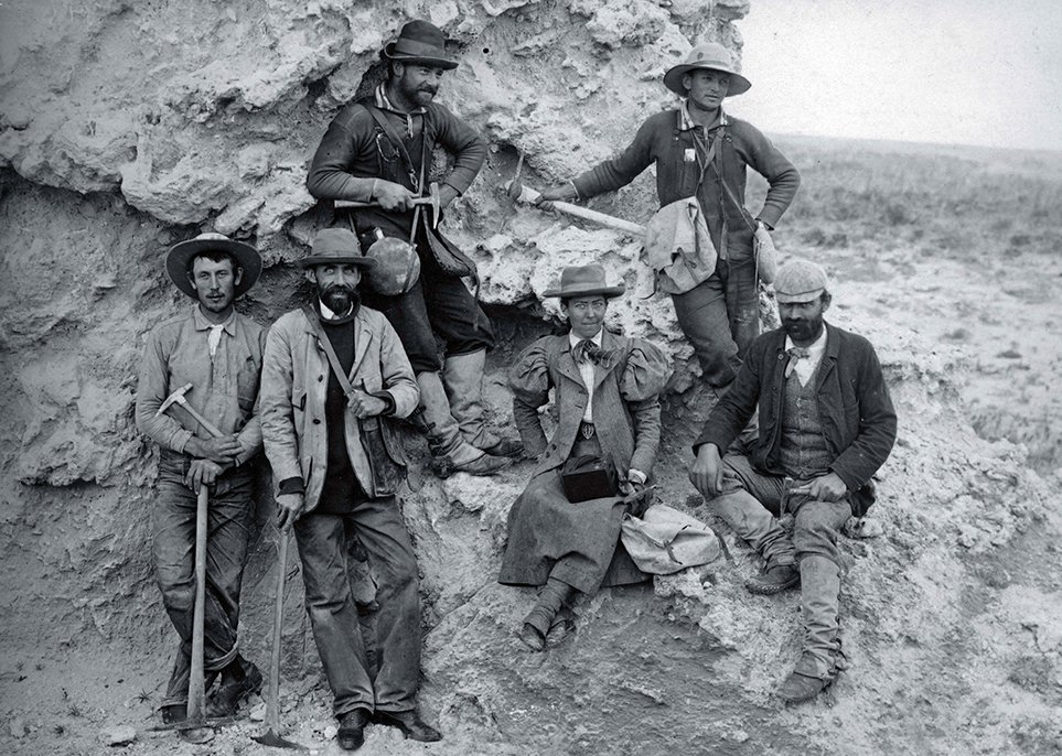 Carrie Barbour (seated center) and Erwin H. Barbour (center left) together with their field crew on the Morrill Geological Field Expedition of 1897, Eagle Crag, north of Harrison, Nebraska. © Barbour Photograph Series, UNL Libraries